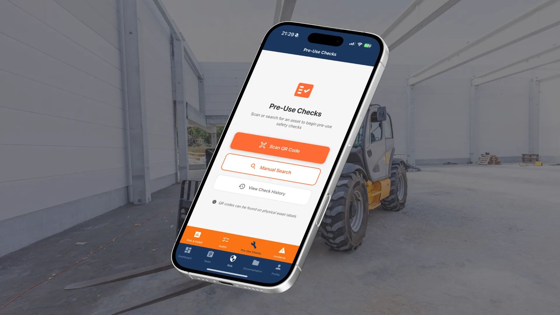 Starting a pre-use check by scanning an asset QR code on mobile in Safety Mate®